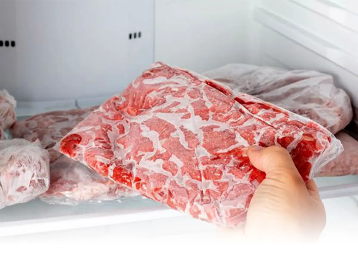 Defrosting-meat