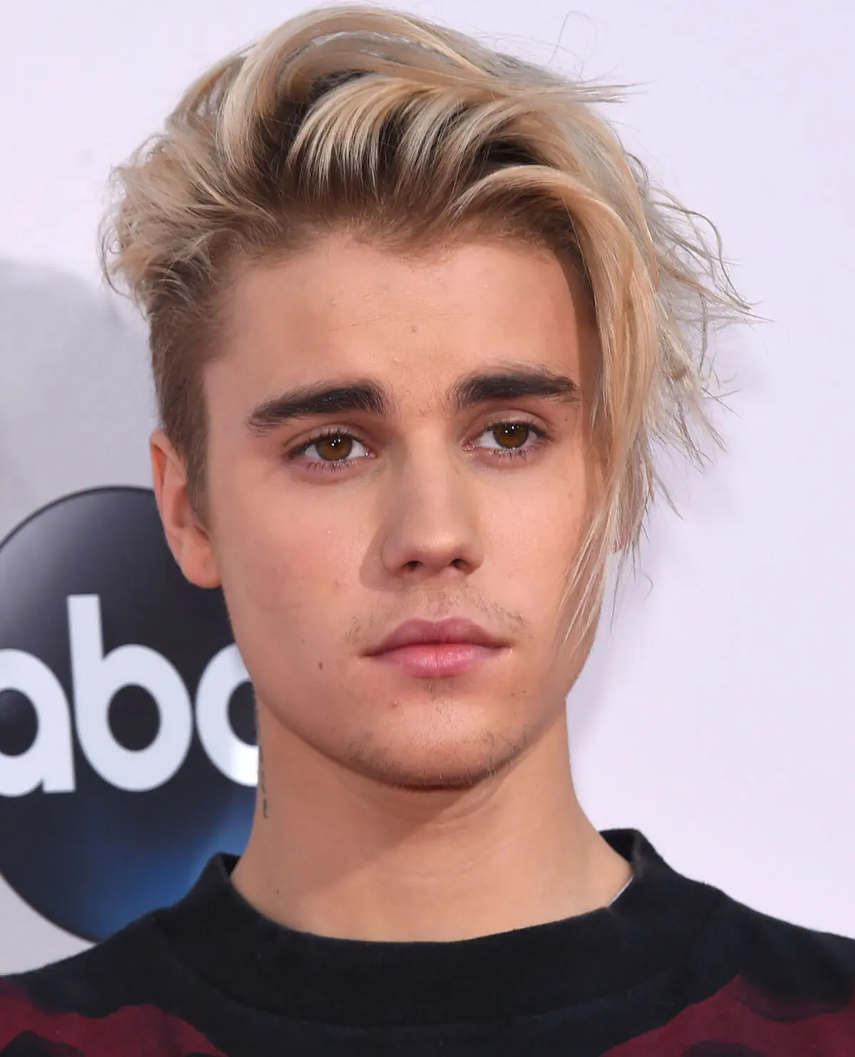 justin_bieber_2015_photo_courtesy_dfree_shutterstock_348418241_croppedjpg