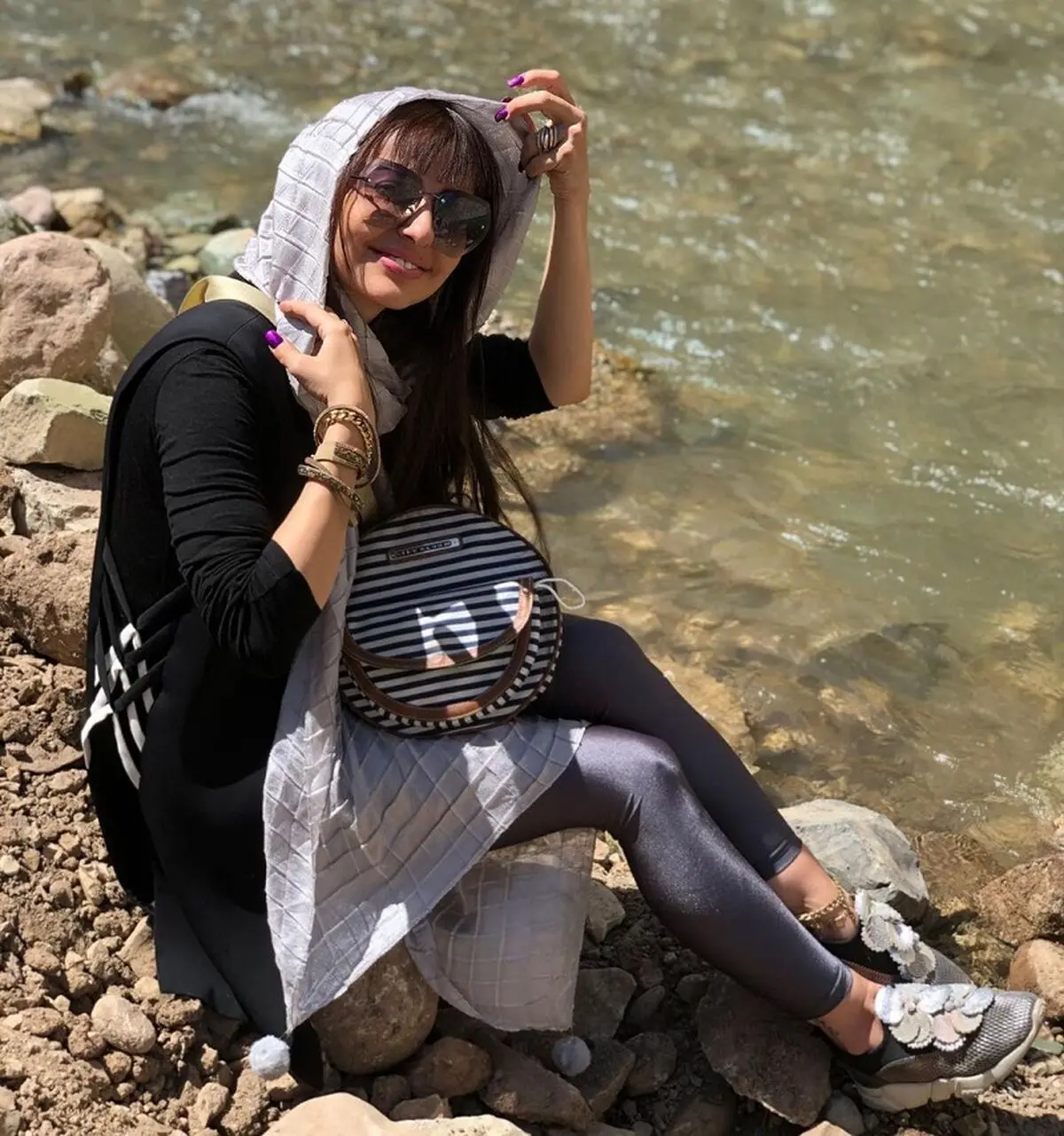 nafisehroshan_1623056650