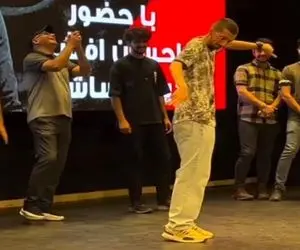 آواز محلی؛ پسره با سرعت جت رقص پا میره ولش کنی یهو از شانگهای چین سردرمیاره