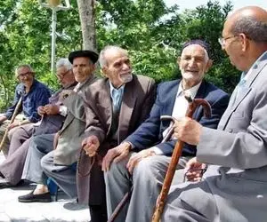 حقوق فقط ۴۰ درصد هزینه‌های بازنشستگان را پوشش می‌دهد