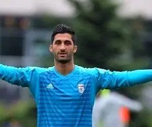 درخواست ۱۴ میلیارد تومانی دروازه‌بان استقلال از پرسپولیس