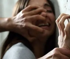 تجاوز معلم عربی شیطان صفت به دختر دانش آموز در کلاس