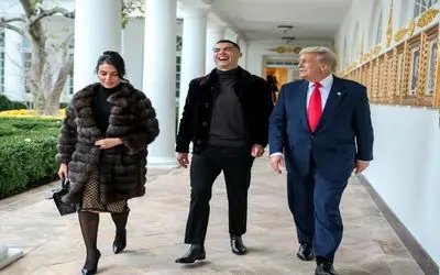 (عکس) توضیح ترامپ به رونالدو از بمباران مراکز هسته‌ای ایران با جنگنده‌های B2