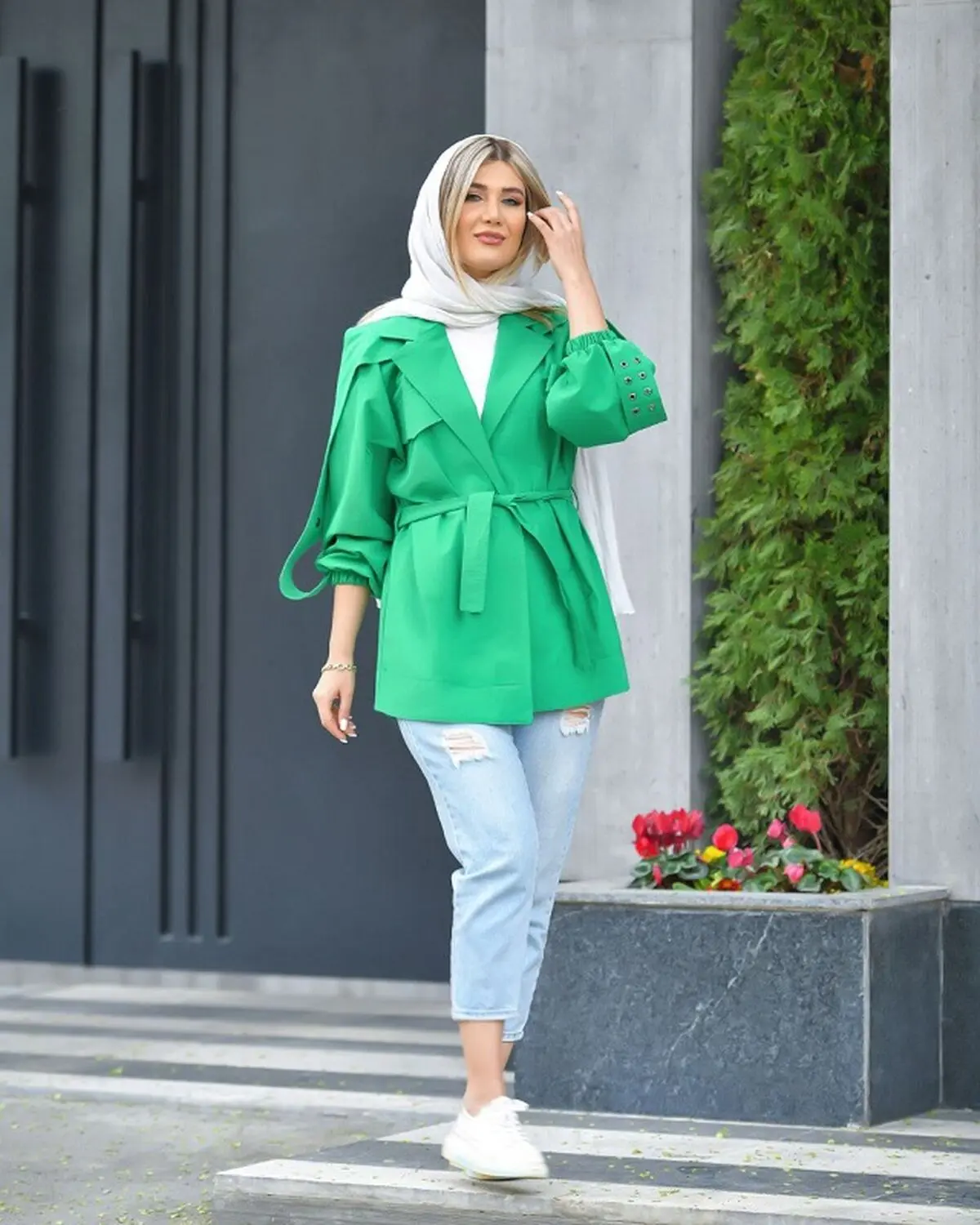 با هر مانتو چه شلواری بپوشیم؟