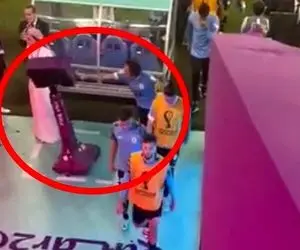 (ویدئو) ستاره تیم اروگوئه تلویزیون VAR را شکست!