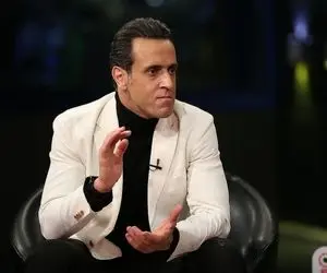 واکنش علی کریمی به مزایده ساختمان فدراسیون فوتبال