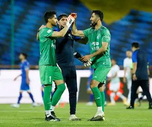 دروازه استقلال محکم شد!