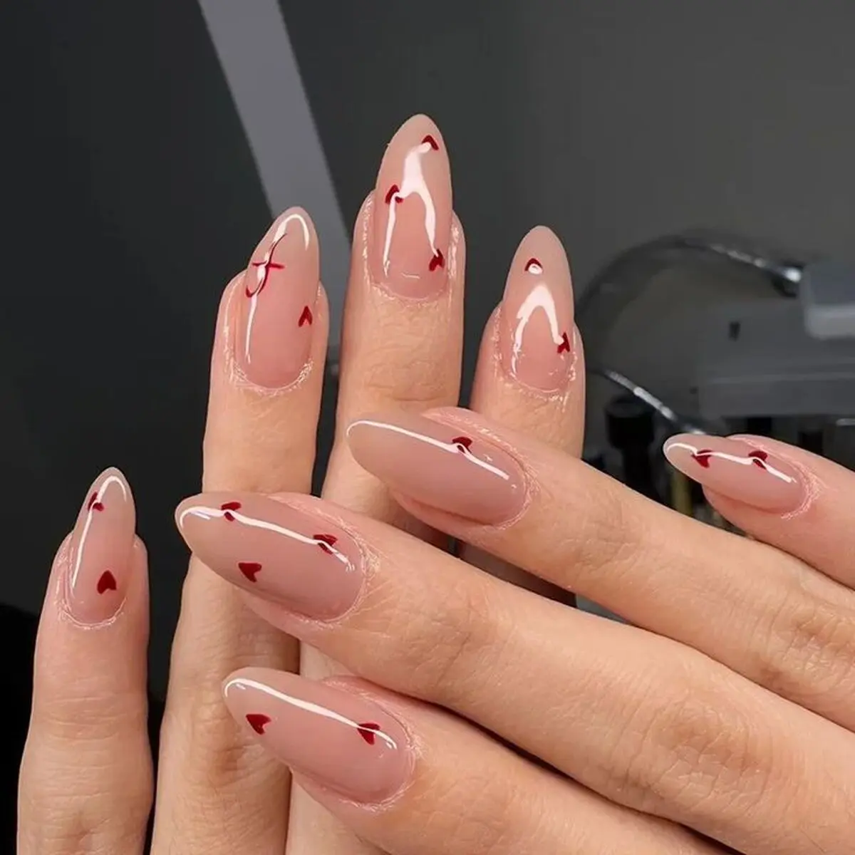 Nail design for Valentine (1)-akkz4jg2