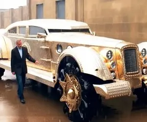 ماشین لوکس؛ بزرگترین رولز رویس جهان از مروارید و نقره با چرم تمساح ساخته شده