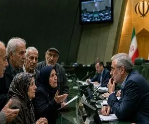 عدم متناسب سازی حقوق بازنشستگان صدای مجلس را هم درآورد