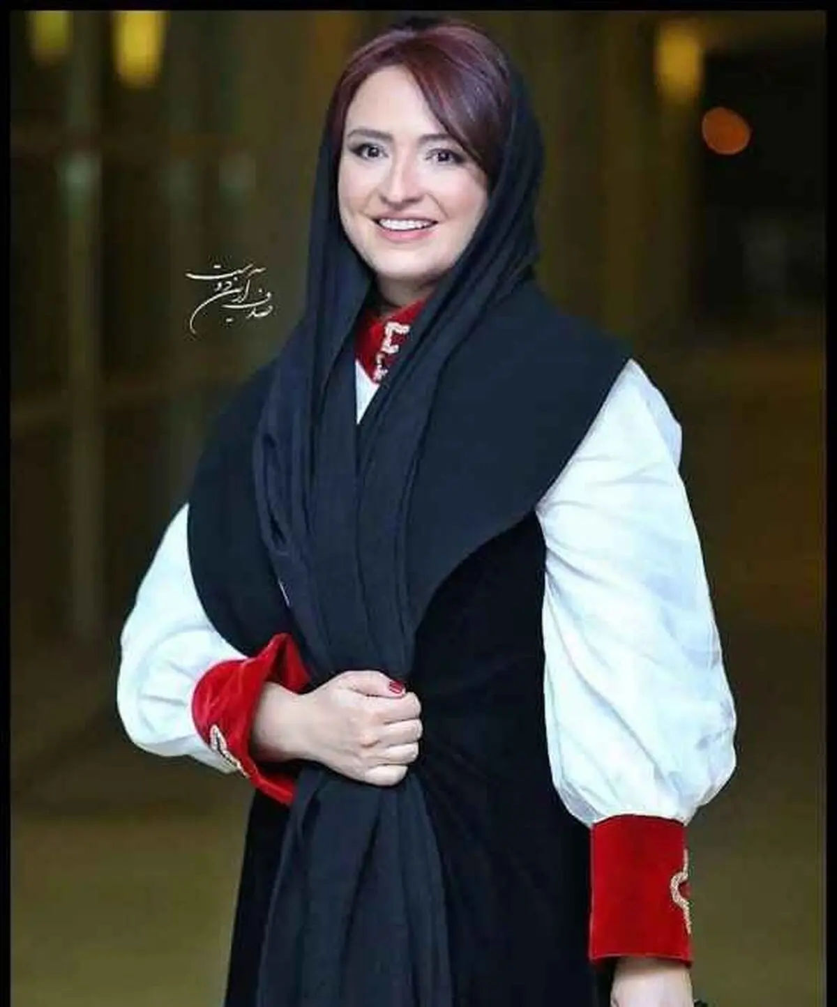 گلاره عباسی