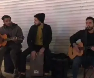 آواز خیابانی؛ ببینید این بند چه دلنواز و دلنشین آهنگ اگه یه روز بری سفر رو میخونن!