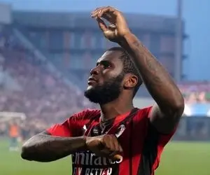 (عکس) رسمی؛ ستاره میلان به بارسلونا پیوست