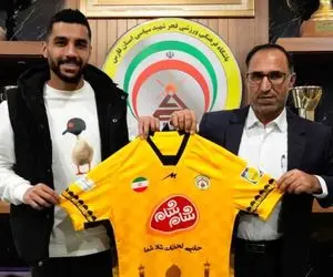 بازگشت مهدی شریفی به فجر سپاسی؛ هافبک گلزن دوباره در شیراز