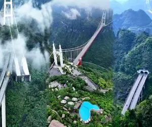 جاده هیجان انگیز؛ تو ارتفاع 8000 پایی از وسط کوه تونل زدن قابلیت حرکت داره