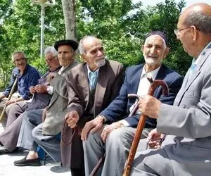با این مبلغ ناچیز عیدی بازنشستگان؛ بازنشستگان شرمنده زن و بچه می شوند!