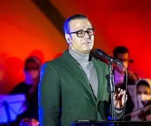 آواز ماندگار؛ ببینید علیرضا قربانی چه شنیدنی و دلنشین آهنگ من عاشق چشمت شدم رو خوند