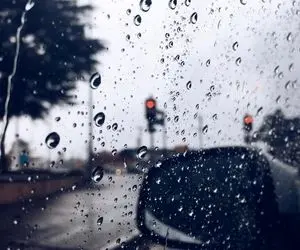 آواز احساسی؛ این آهنگ جون میده واسه دور دور با ماشین تو هوای دونفره بارونی پاییز 