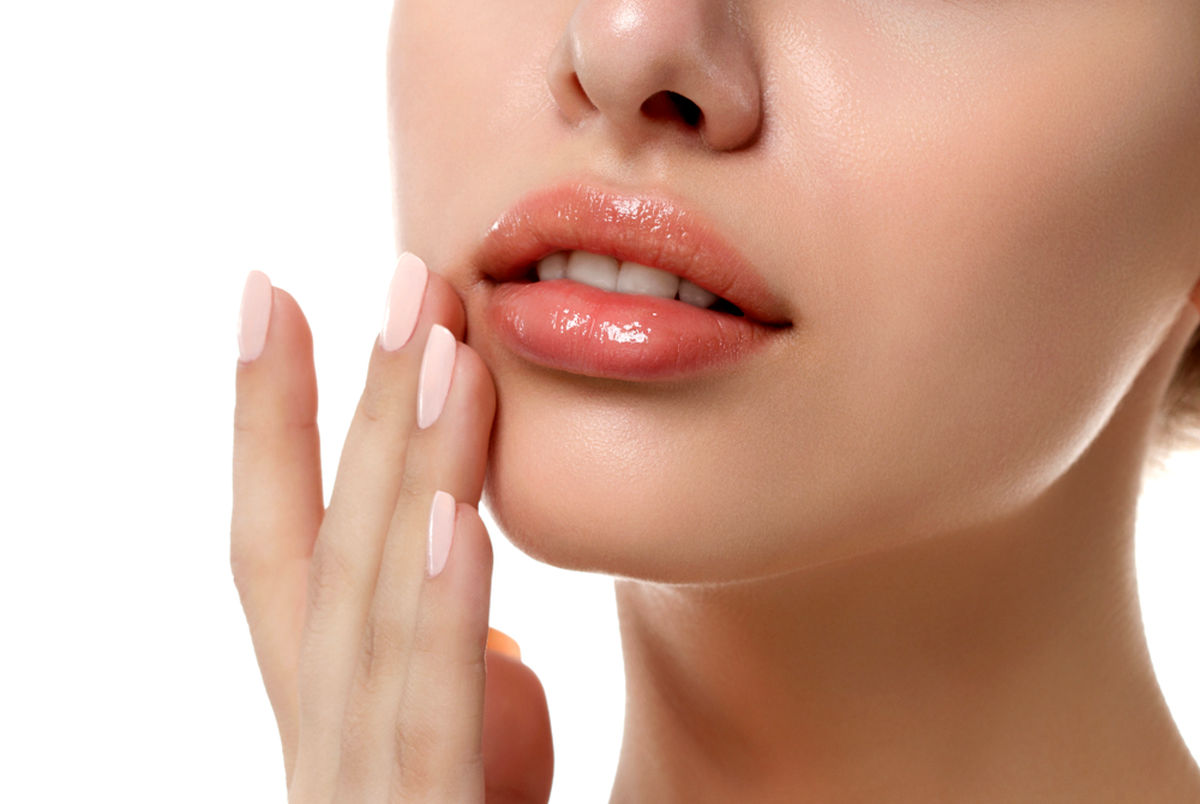 How to get pink lips naturally