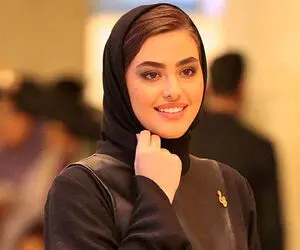 (عکس) وقتی ریحانه پارسا از فالوورهاش خواسته عجیب و غریب داره!