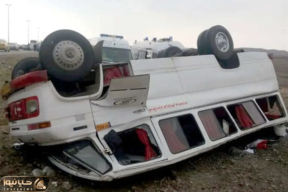 واژگونی مینی‌بوس در تهران؛ چند نفر مصدوم شدند؟