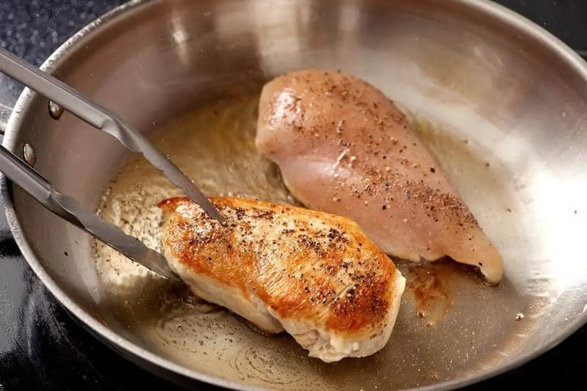 تفت دادن مرغ