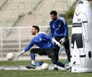 دروازه بان استقلال به دنبال هت‌تریک در دربی