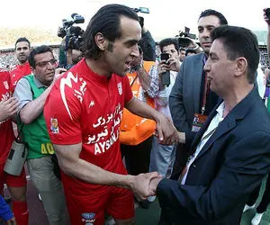 حمایت تمام قد قلعه نوعی از علی کریمی