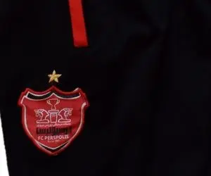 پیراهن پرسپولیس مقابل ماشین سازی چه شکلی است؟