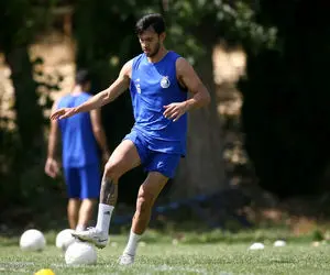 ستاره جوان استقلال به شایعه جدایی‌اش واکنش نشان داد