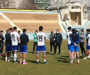 ستاره‌های استقلال مخالف ماندن فکری هستند؟