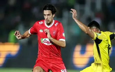 ستاره پرسپولیس، مصدوم به تهران برمیگردد