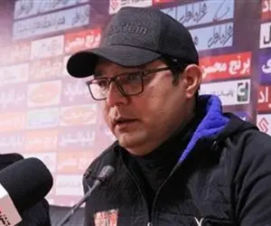 ربیعی: استقلال نیازی به تعریف من ندارد