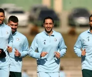 چالش بزرگ پیش روی استقلال؛ فرهاد ترکیب دفاعی راتغییر می دهد؟!