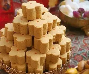 واسه عید 1401 توی خونه "شیرینی نخودچی بازاری" درست کن؛ رمز و رازهای خوشمزه شدن