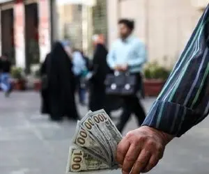 پیش‌ بینی قیمت دلار امروز 17 اسفند 99