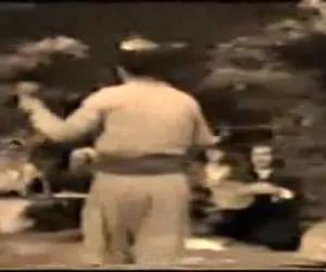 آواز محلی؛ خدابیامرز حسن زیرک چه رقصی با آهنگ خودش تو دل جمعیت کرده