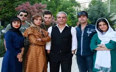 آواز ماندگار؛ آهنگ خوندن محشر مهران مدیری تو عمارت لوکسی که فک و فامیل باکلاسش جمعن