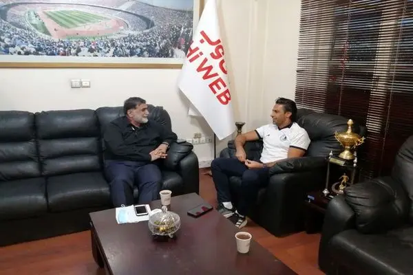 فرهاد مجیدی و مصطفی آجرلو