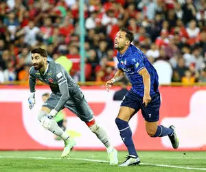 بازی استقلال و گل گهر به تعویق می افتد؟