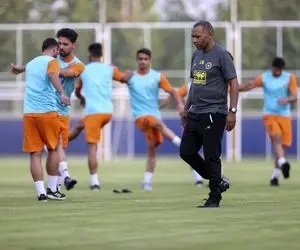 توافق سپاهان با مدافع برزیلی؛ جانشینی بهتر از اسماعیلی فر؟