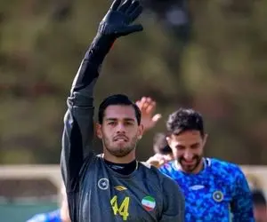 گلر سپاهان جریمه شد