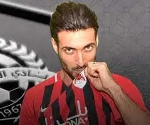 بازیکن سابق با چه قراردادی قید پرسپولیس را زد ؟