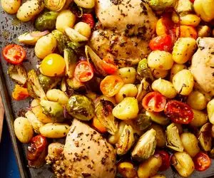 طرز پخت خوراک مرغ مدیترانه ای با سبزیجات 