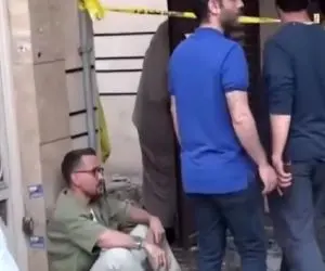 آواز احساسی؛ پسرک از خونه ویران شده اش ماتم زده و با آهنگ ببین مادر اشک میریزه