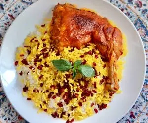 آموزش آشپزی؛ مرغ مجلسی که بوی زهم نمیده راز خوش عطر بودنش اینجاست