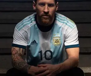  فتح الله زاده:مسی برای حضور در تیم باید تجربه کسب کند