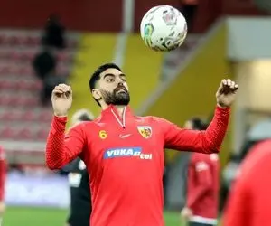 حضور علی کریمی در استقلال منتفی شد؟!