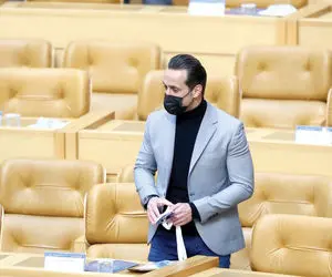 (عکس) ادعای خبرگزاری دولت درباره اینستاگرام علی کریمی